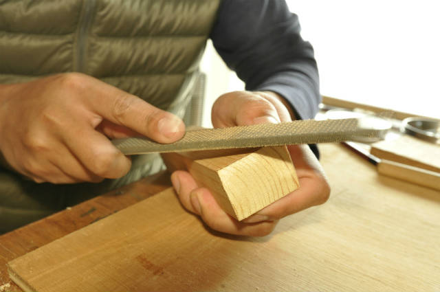 木工やすりの使い方