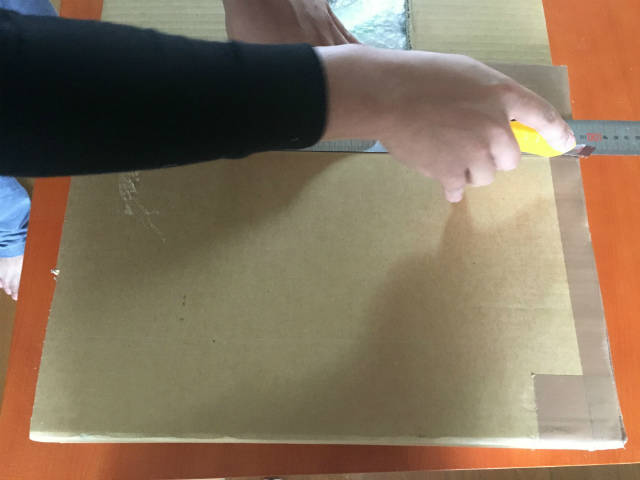箱の作り方｜段ボールとプチプチを使った梱包の方法