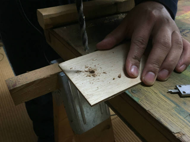 電動ドリルの使い方｜木材にキレイな穴をあけるコツ 
